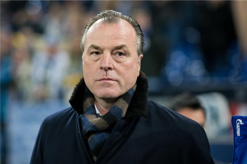 Schalker Aufsichtsratchef: Derby ist das Wichtigste Clemens Tönnies lobt die sportliche Entwicklung unter Trainer Domenico Tedesco.