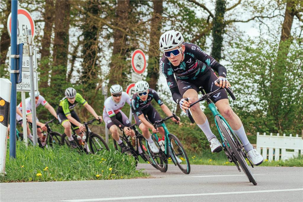Ahauser Clemens Vortkamp wechselt zu Maxsolar Clemens Vortkamp verbrachte seit dem 3. Januar bereits 70 Stunden auf dem Rad.