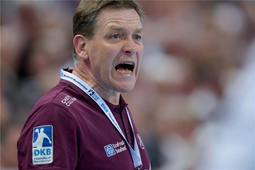 THW Kiel feiert sechsten Sieg in Serie: 28:16 in Leipzig Coach Alfred Gislason holte mit dem THW Kiel in Leipzig den sechsten Sieg in Serie. Foto: Axel Heimken