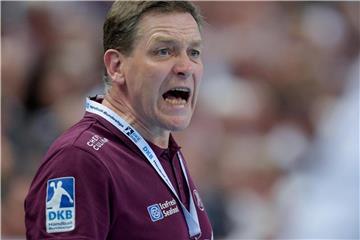 Coach Alfred Gislason holte mit dem THW Kiel in Leipzig den sechsten Sieg in Serie. Foto: Axel Heimken
