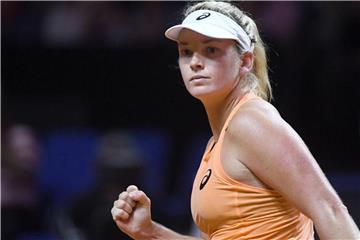 Coco Vandeweghe aus den USA ballt nach ihrem Sieg gegen Simona Halep aus Rumänien die Faust. Foto: Marijan Murat