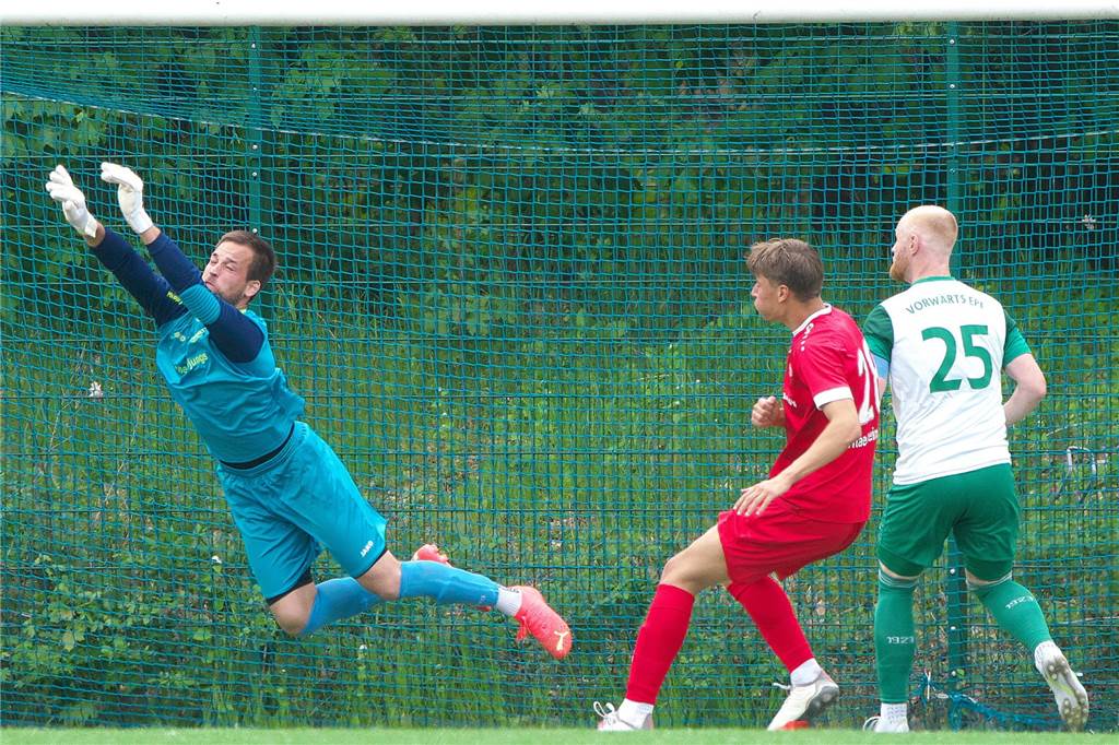 Concordia Flaesheim wehrte sich diesmal, musste sich aber auch Vorwärts Epe geschlagen geben. Der Bezirksliga-Absteiger unterlag mit 1:4.