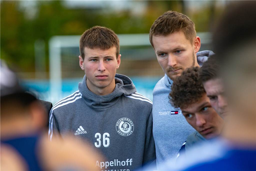 Schulterverletzung bremst Holzwickede-Talent Connor McLeod aus Connor McLeod (l.) fehlt wie Dean Müsse (r.) weiterhin beim HSC.