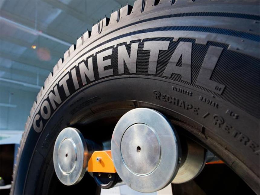 Elektromobilität treibt Conti-Antriebssparte ins Minus Continental will den Bereich für Antriebe von Elektro- und Hybridautos neu aufstellen. Foto: Julian Stratenschulte