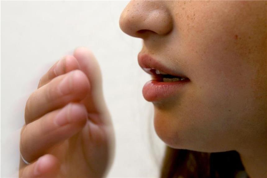 Sport, Gesang und Regelmäßigkeit: Was COPD-Patienten hilft COPD-Patienten haben oft mit starken Atemproblemen zu kämpfen. Doch Sport und Gesang verschaffen oft Linderung. Foto: Angelika Warmuth/dpa