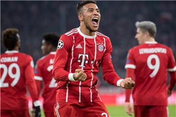 Corentin Tolisso (M) bejubelt seinen Treffer zum 3:1. Foto: Sven Hoppe