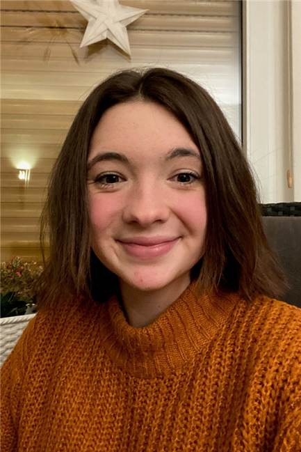 Todesangst, Dauerstress, Herzenswärme: Wie Dortmunder das Corona-Jahr erlebten Corinna Müller hat in diesem Jahr ihr Abitur gemacht und ist 18 Jahre alt geworden.