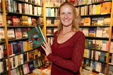 Cornelia Funke erhält den Annette-von-Droste-Hülshoff-Preis.