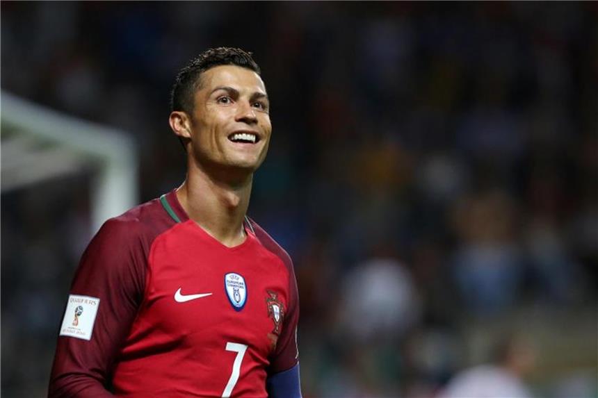 „Gewinnen oder gewinnen“: Ronaldo vor „Finale“ gegen Schweiz Cristiano Ronaldo soll Portugal zur WM schießen. Foto: Pedro Fiuza