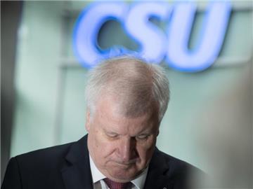 CSU-Chef Horst Seehofer Ende Mai in München. Laut Umfrage müsste die CSU derzeit massive Verluste hinnehmen. Foto: Peter Kneffel