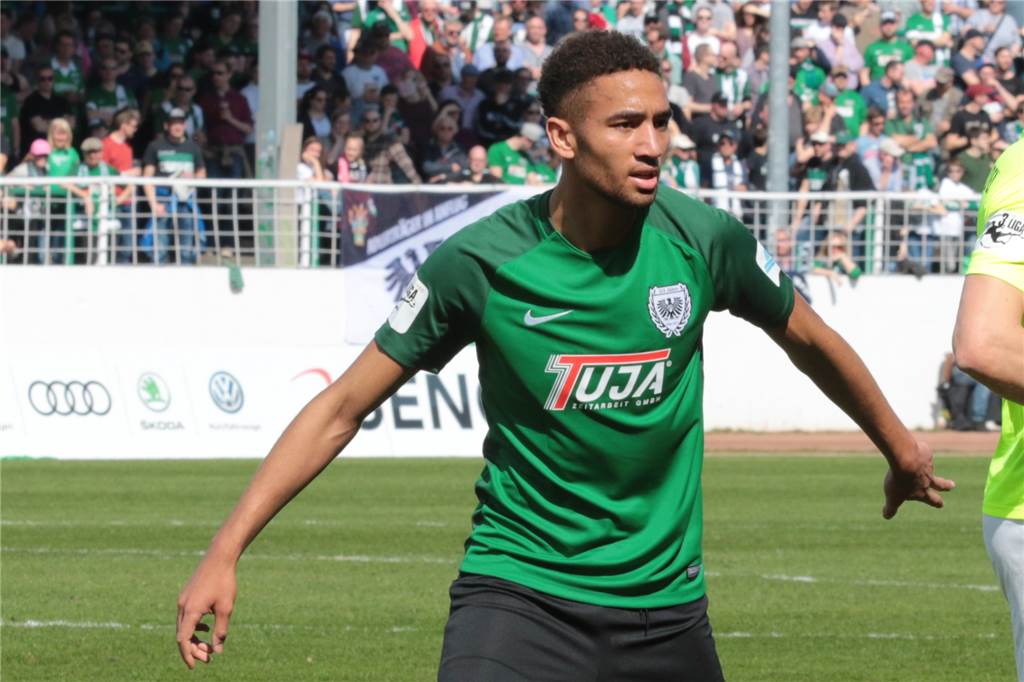 Cyrill Akono, hier noch bei Preußen Münster, verließ im Winter den 1. FSV Mainz 05 und heuerte beim VfB Lübeck an.