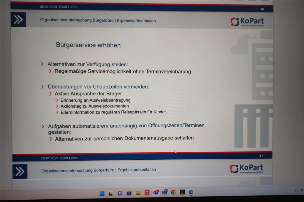 Bürgerbüro in Lünen: Mehr Geld, mehr Personal, mehr Service und neue Möbel Da beißt die Maus keinen Faden ab: Natürlich muss der Bürgerservice laut der Kommunalagentur NRW weiter erhöht werden, aber: „Lünen ist auf einem guten Weg.“