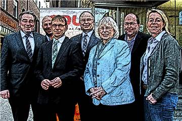 Da war die christdemokratische Welt noch in Ordnung: im Frühjahr 2014 stellte sich der CDU-Vorstand hinter eine erneute Kandidatur von Lothar Christ (3. v. l.).