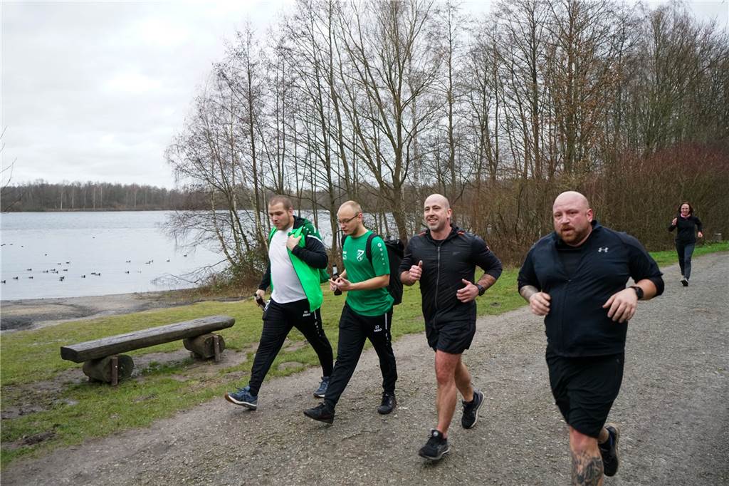 Silvesterlauf in Grafenwald: Fast 300 Teilnehmer trotzten dem Wetter Dabei sein ist alles! Beim Silvesterlauf stehen Tatendrang, Geselligkeit und Gemeinschaft im Vordergrund.
