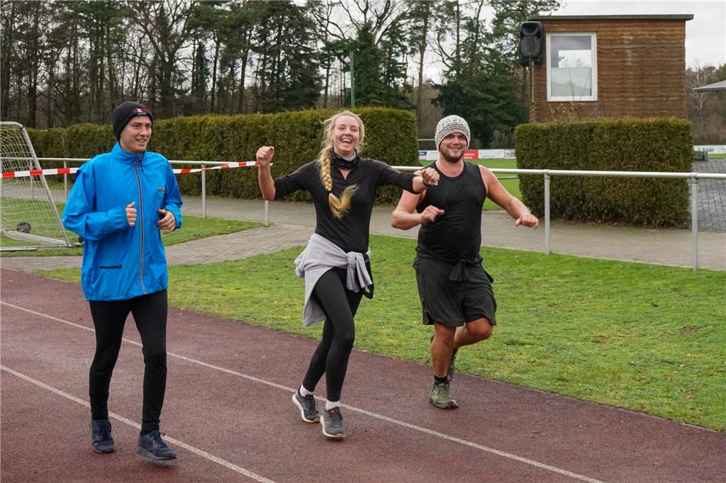 Dabei sein ist alles! Beim Silvesterlauf stehen Tatendrang, Geselligkeit und Gemeinschaft im Vordergrund.