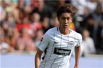 Daichi Kamada wechselt auf Leihbasis von Eintracht Frankfurt zum belgischen Club VV St. Truiden. Foto: Patrick Seeger