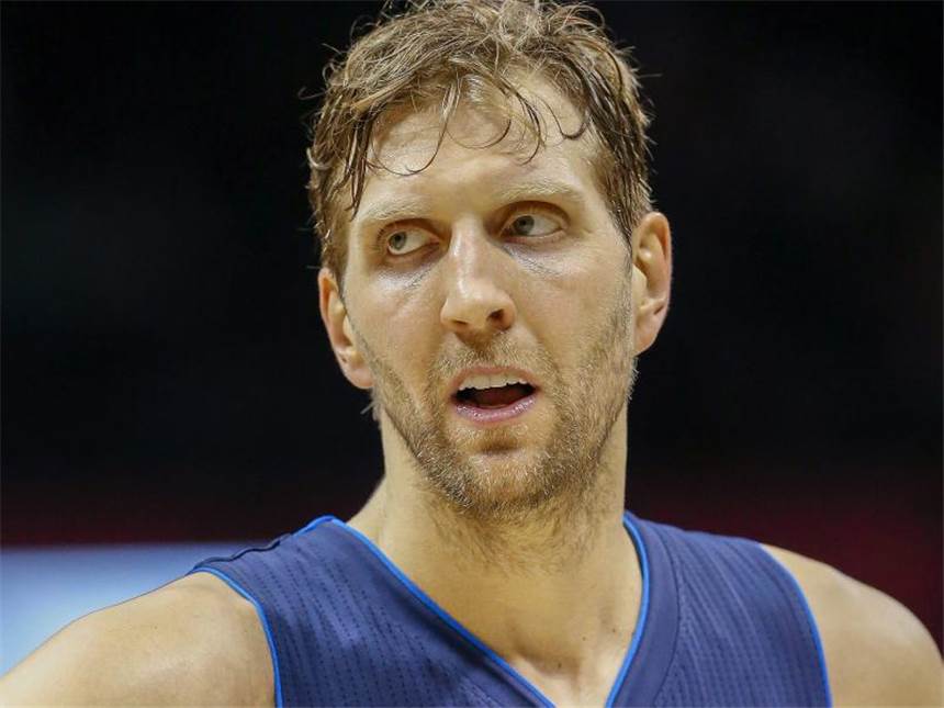 Nowitzki will trotz Knieverletzung auflaufen Dallas-Star Dirk Nowitzki hat Knie-Probleme. Foto: Erik S. Lesser