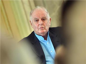 Daniel Barenboim: Der Klang steht immer in Beziehung zur Stille. Foto: Britta Pedersen