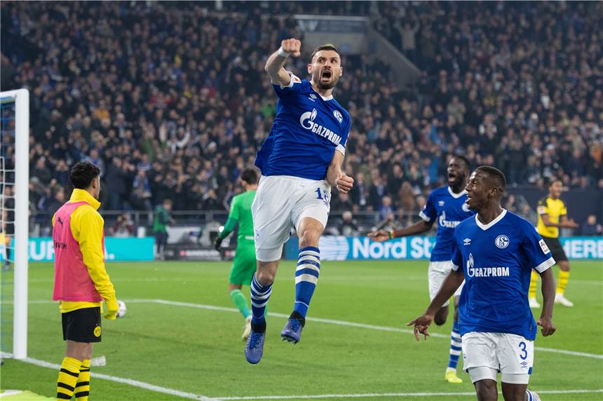 Auf diese 04-Spieler kommt es im Derby ganz besonders an Daniel Caligiuri (Mitte) hatte gegen den BVB zuletzt oft Grund zum Jubeln.