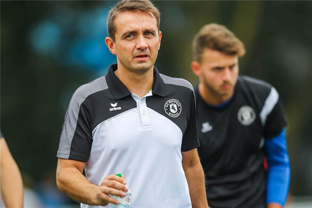 Westfalia Wickede macht Nägel mit Köpfen und klärt die „wichtigsten Personalien“ Daniel Dukic bleibt Westfalia Wickede ebenso erhalten wie Trainer Marko Schott.