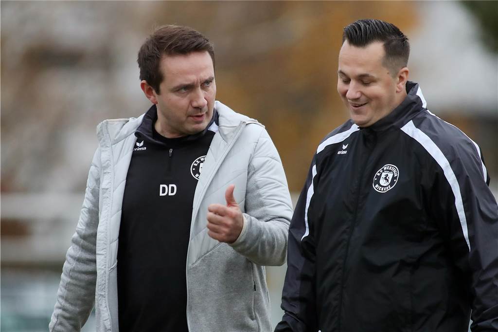Daniel Dukic will in die Oberliga: „Holzwickede ist für jeden Dortmunder eine Top-Adresse“ Daniel Dukic (l.) arbeitet wieder mit Damian Grauer zusammen. Grauer war bereits in Wickede Co-Trainer, nun ist er es auch in Holzwickede.
