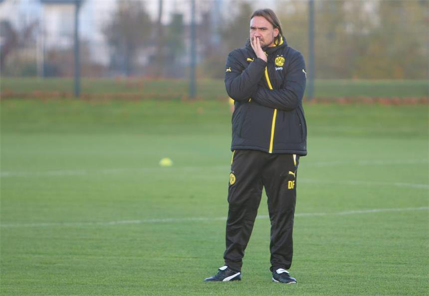 Daniel Farke über seine Ziele beim BVB II Daniel Farke hat am Dienstag seine erste BVB II-Trainingseinheit geleitet.