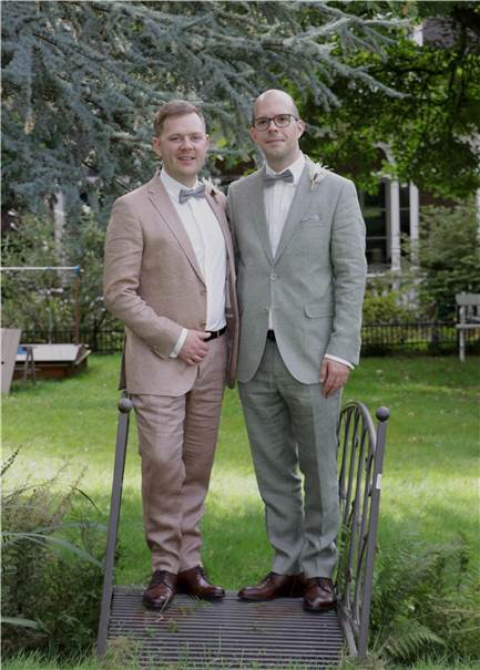 Daniel Niemeyer und Simon Lixfeld heiraten Daniel (geborener Niemeyer) und Simon Lixfeld gaben sich zum Hochzeitstag gleich zweimal das Ja-Wort.