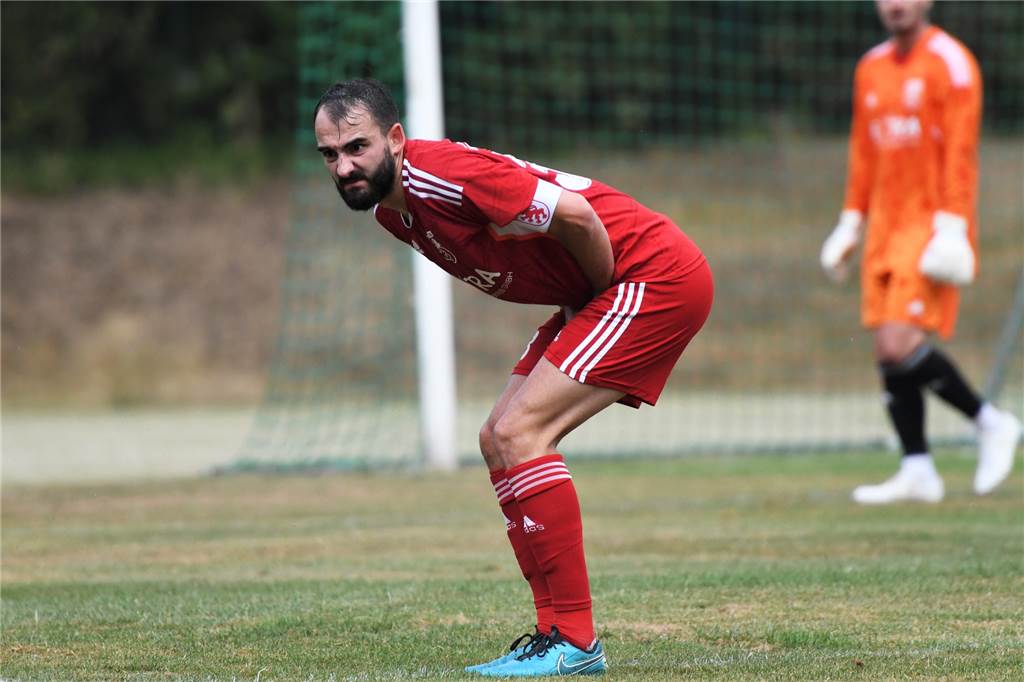 Lüner SV mit klarem Ziel beim Cranger-Kirmes-Cup: „Nicht angereist, um in der Gruppe auszuscheiden“ Daniel Mikuljanac zog sich im ersten Spiel des Cranger-Kirmes-Cup eine Verletzung an der Leiste zu.