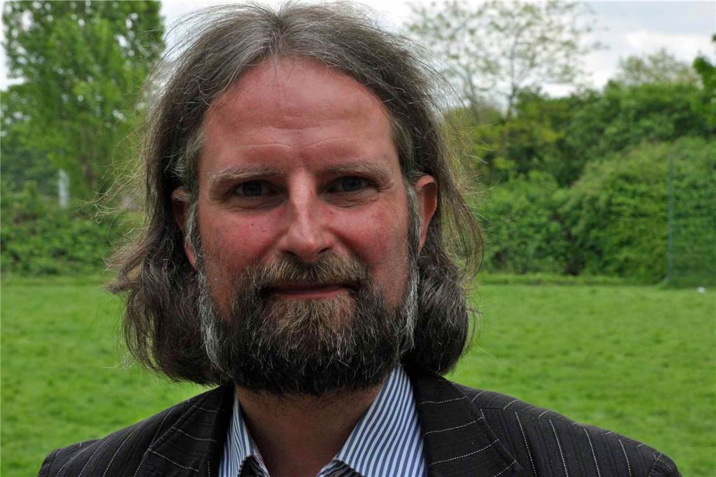 Neuer Stadtrat: In Sachen Koalition spielt die SPD mit verdeckten Karten Daniel Molloisch schweigt sich über den Stand von Gesprächen mit anderen Parteien noch aus.