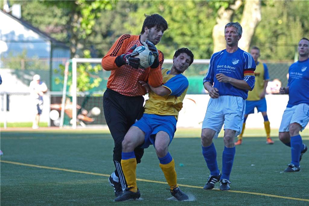 Absoluter Leistungsträger verlässt den FC Frohlinde Daniel Schultz hütete auch schon das Tor des SV Wacker Obercastrop sowie des VfB Habinghorst in der Landesliga.