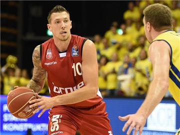 Daniel Theis steht vor einem Wechsel in die National Basketball Association. Foto: Carmen Jaspersen