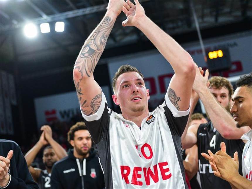 Bamberg und Ulm gleichen im Playoff-Viertelfinale aus Daniel Theis steuerte 15 Punkte zum Bamberger Sieg bei. Foto: Nicolas Armer