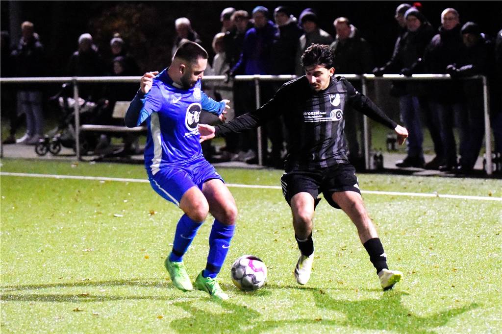 Dank eines Treffers in der Nachspielzeit feierte der SV Lippramsdorf II am Freitagabend einen 3:2-Derbysieg gegen den ETuS Haltern II.