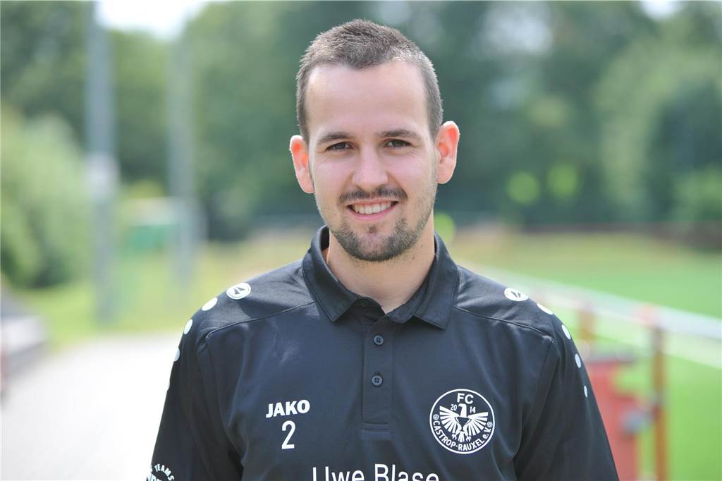 Castrop-Rauxeler Team hakt Platz eins ab: Kapitän hat aber zweiten Aufstiegsrang im Visier Danny Strieder ist Kapitän des FC Castrop-Rauxel.