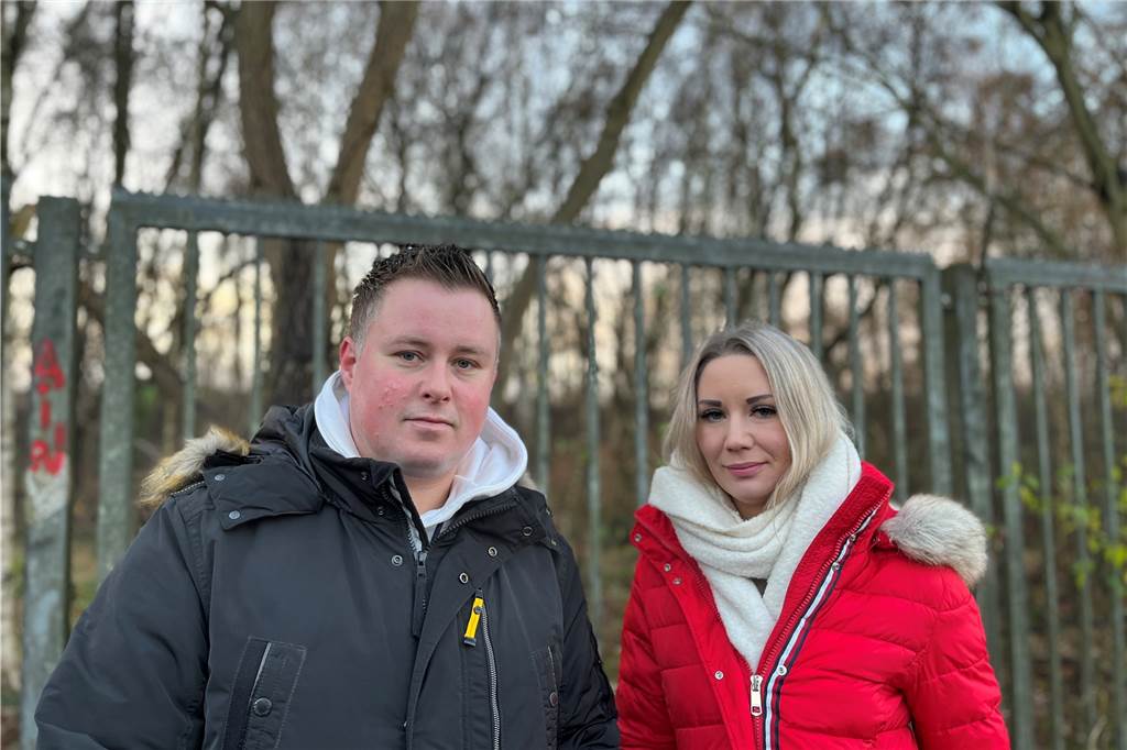 Zaun wird zur Todesfalle für Rehe: Anwohner fordern Maßnahmen Danny und Christina Braun