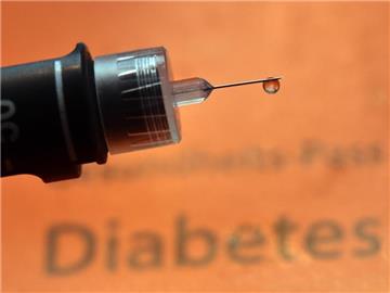 Darf ein Diabetikerprodukte-Händler für seine Kunden die Zuzahlungen an die Krankenkasse übernehmen? Der BGH klärte den Streit zugunsten der Kassenpatienten. Foto: Matthias Hiekel