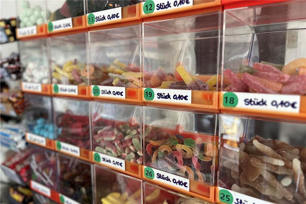 Darf in keinem Kiosk fehlen: Süßigkeiten für eine bunte Tüte.