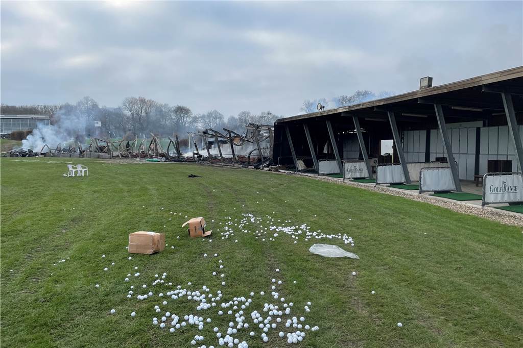 Das abgebrannte Clubhaus hatte erst kürzlich eröffnet.