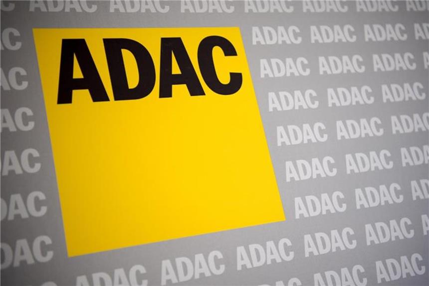 ADAC Test: Nur ein Rastplatz in NRW mit “gut„ bewertet Das ADAC-Logo. Foto: Peter Kneffel/Archiv