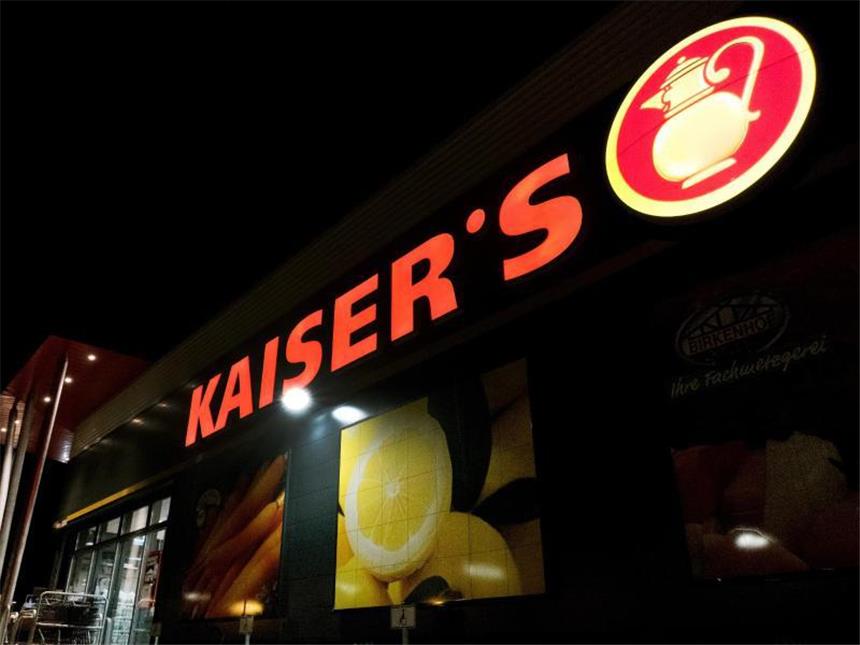 Kaiser's-Tengelmann: Bewegung im Streit um Verkauf Das Amt hatte signalisiert, es könnte eine Übernahme aller 451 Kaiser's-Tengelmann-Supermärkte durch Edeka untersagen. Foto: Martin Gerten