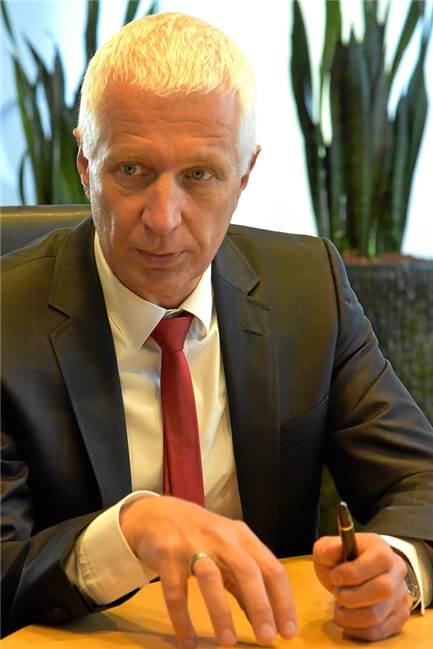 Machtpoker bei Lüner Wirtschaftsförderung - es geht ans Eingemachte Das Archivbild zeigt Dr. Achim Grunenberg, Geschäftsführer der Stadtwerke Lünen, im Gespräch mit unserer Redaktion.