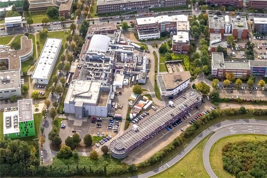 China-Einfluss: Geheimdienst warnt vor Verkauf von Elmos-Chip-Fabrik Das Areal der Firma Elmos im Technologiepark. Der Halbleiter-Hersteller ist dort eines der ältesten Unternehmen.