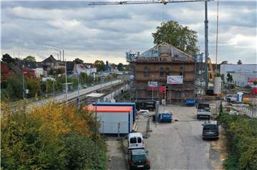 Blick von der Nordseite auf die Bahnhofsbaustelle.