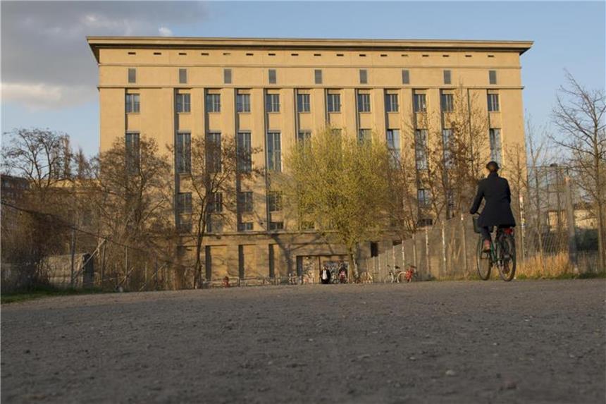 AfD-Antrag gegen berühmten Berliner Club „Berghain“ gestoppt Das „Berghain“ beschäftigt jetzt auch die Berliner Politik. Foto: Paul Zinken