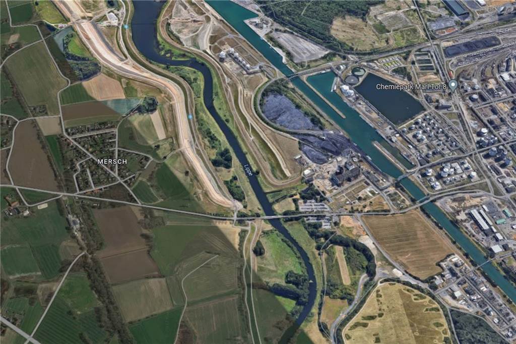 Haltern bleibt flach: Google erklärt, wieso es bei Maps keine 3D-Ansicht gibt Während der Chemiepark noch dreidimensional ist, bleibt es in Haltern weitestgehend flach.