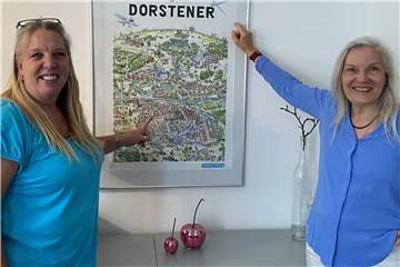 Das Bild zeigt Susanne Warnke und Brigitte Manzke, die sich in der „neuen“ Altstadtkonferenz engagieren wollen.