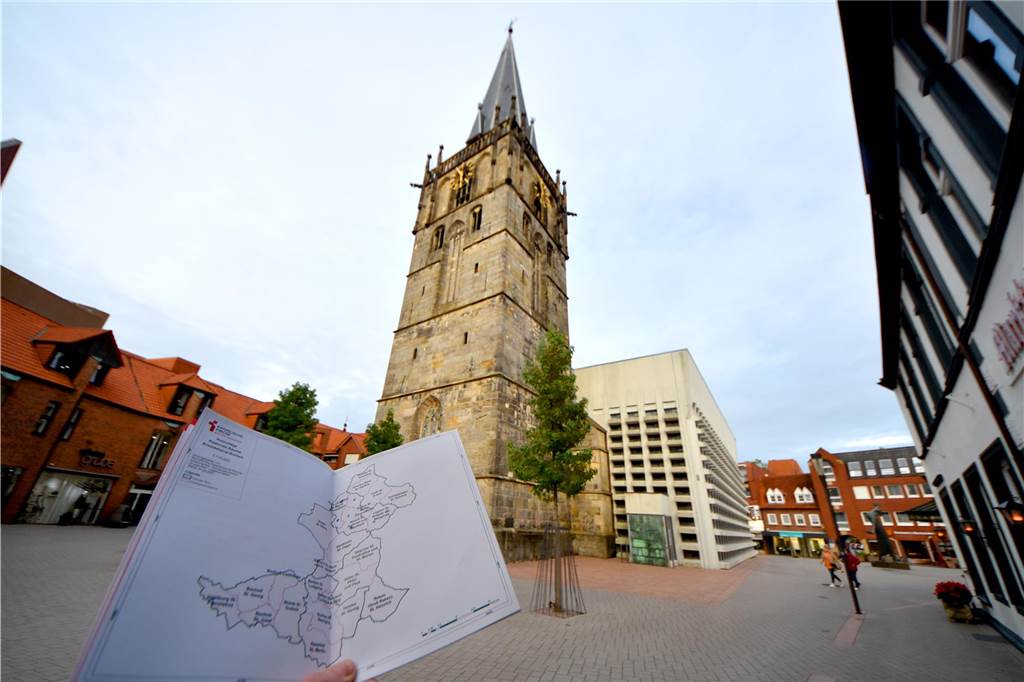Pastorale Räume : Mehr Kooperation unter 24 Pfarreien im Kreis Borken Die Marienkirche Ahaus