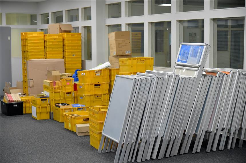 Panne bei Briefwahl in Lünen: Einige Bürger erhalten falsche Stimmzettel Das Briefwahlbüro in Lünen ist in der Kupferstraße eingezogen. Die Briefwahl ist auch 2021 sehr beliebt. Allerdings erhielten einige Wähler in Lünen falsche Stimmzettel.
