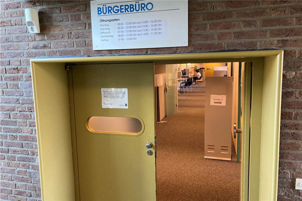 Das Bürgerbüro im Castrop-Rauxeler Rathaus soll seine Öffnungszeiten erweitern. Eigentlich schon seit 2020. (Archivbild)