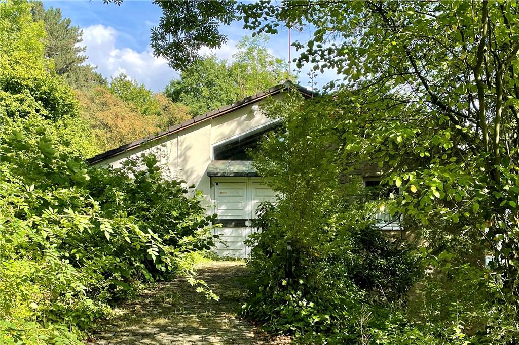 Hilferuf aus Syburg: „Es ist eine Schande, was mit diesem Ortsteil passiert“ Das Bürgerhaus Syburg ist schon lange ungenutzt,